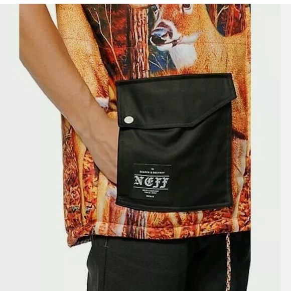 Neff Deer Bright Chalet Quilted Vest - Picture 6 of 8